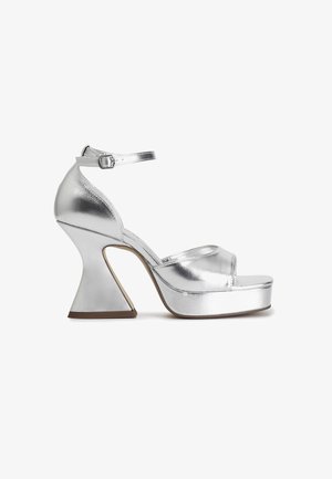 CAFèNOIR - Sandały na obcasie