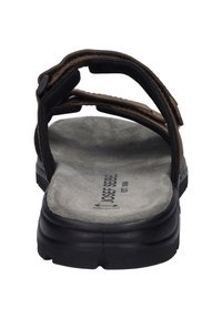 Sandal marrone con cinturini regolabili, soletta grigia morbida, suola in gomma nera testurizzata e dettagli con logo sulla parte interna.