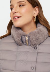 Fiorella Rubino Winter coat - beige