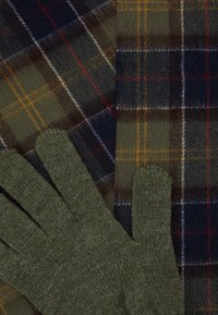 Barbour TARTAN SCARF AND GLOVE GIFT SET UNISEX - Écharpe - classic/olive
