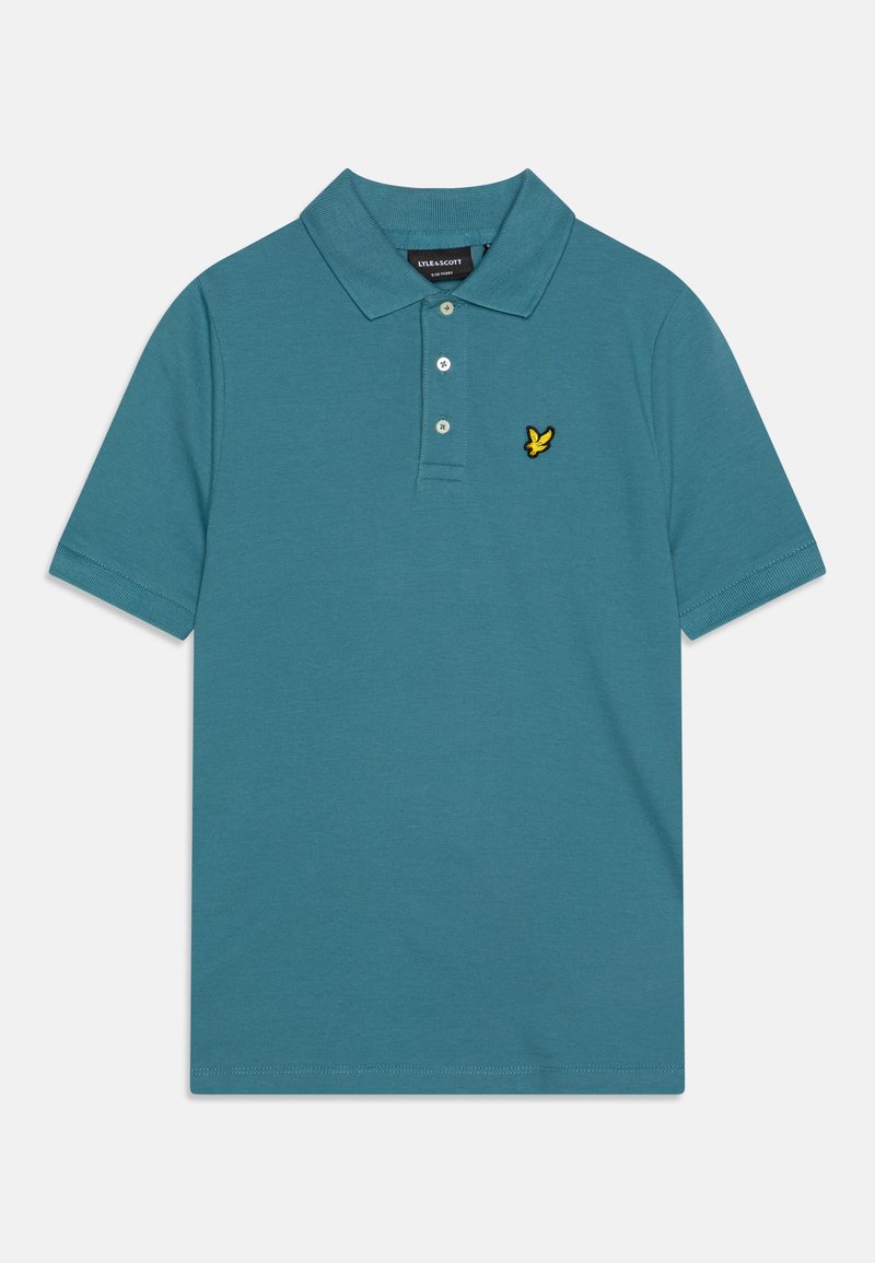 Τιρκουάζ πόλο μπλουζάκι κατασκευασμένο από βαμβάκι, με κλασικό γιακά, κοντά μανίκια και κίτρινο κεντημένο λογότυπο στην αριστερή πλευρά του στήθους.