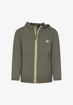 Veste légère à capuche de couleur vert olive avec fermeture éclair frontale ornée de rayures jaunes et blanches et un petit logo circulaire "TS" sur la poitrine gauche.