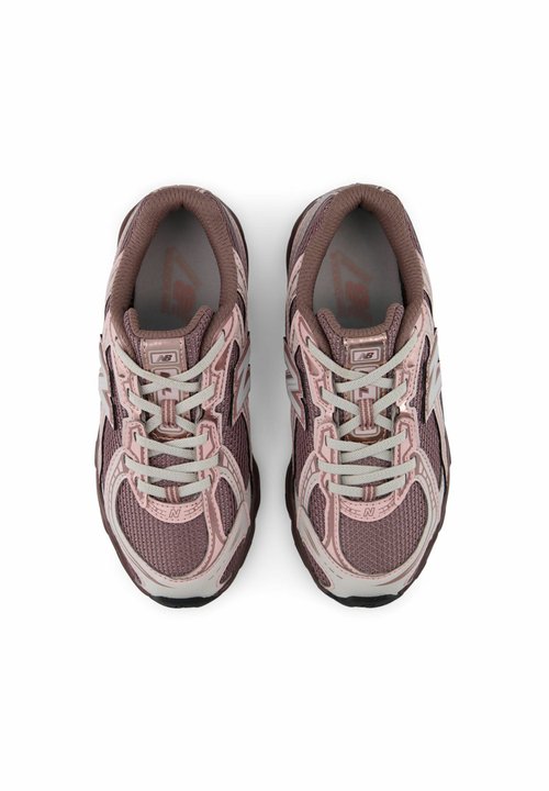 New Balance 740 - Trainers - pebble pink chalk — foto 3