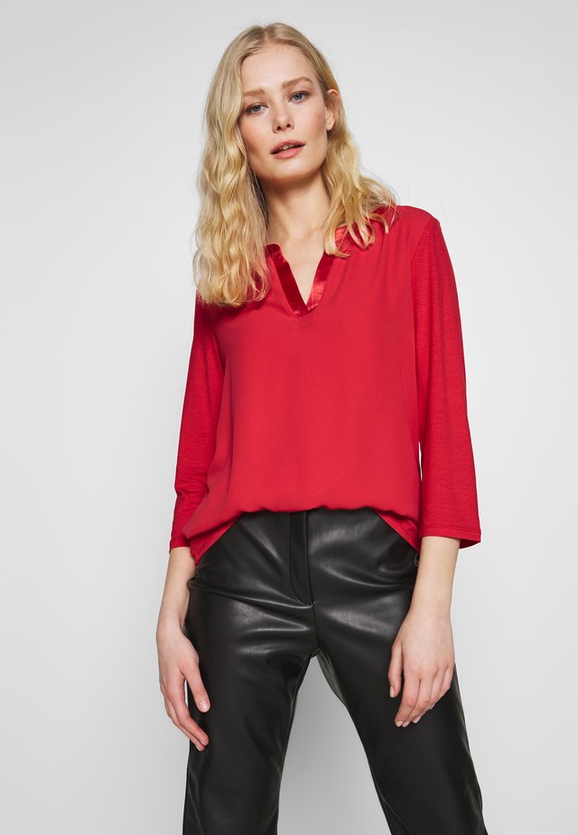 Blusa - red