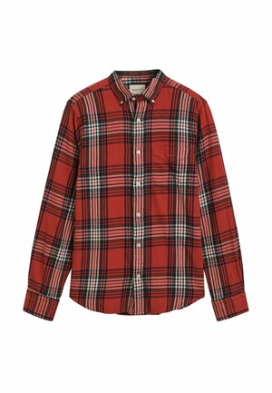 Rode geruite blouse met een button-down kraag, met zwarte, witte en groene ruitpatronen. Lange mouwen en een borstzak.