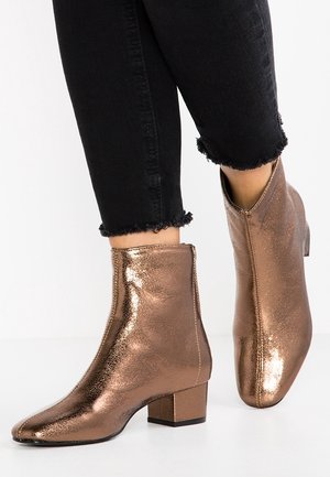 Klassiset nilkkurit - brown