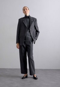 Filippa K TAILORED - Korte frakker - anthracite