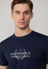 Façonnable UNIVERSITY - Camiseta estampada - marine blue