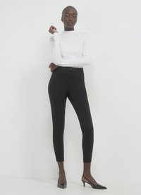 Calliope Pullover - bianco