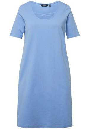 Abito azzurro chiaro con maniche corte e scollo rotondo, caratterizzato da dettagli incrociati. Tessuto di cotone morbido, vestibilità rilassata, design alla lunghezza del ginocchio.