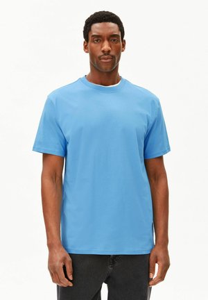 ARMEDANGELS, MAARKOS MID WEIGHT - T-Shirt basic - skylight