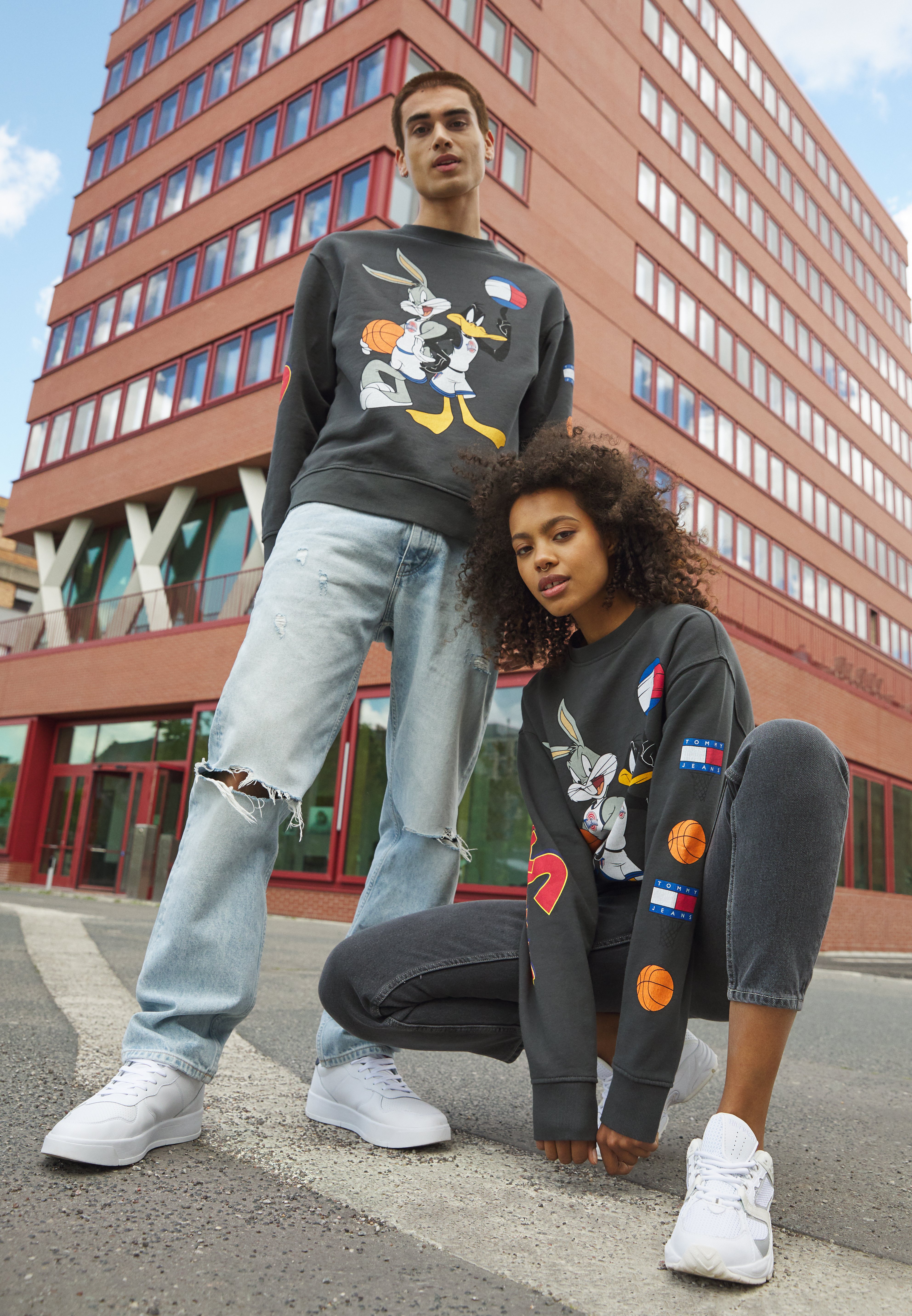 Tommy Jeans ABO TJU X SPACE JAM CREW 