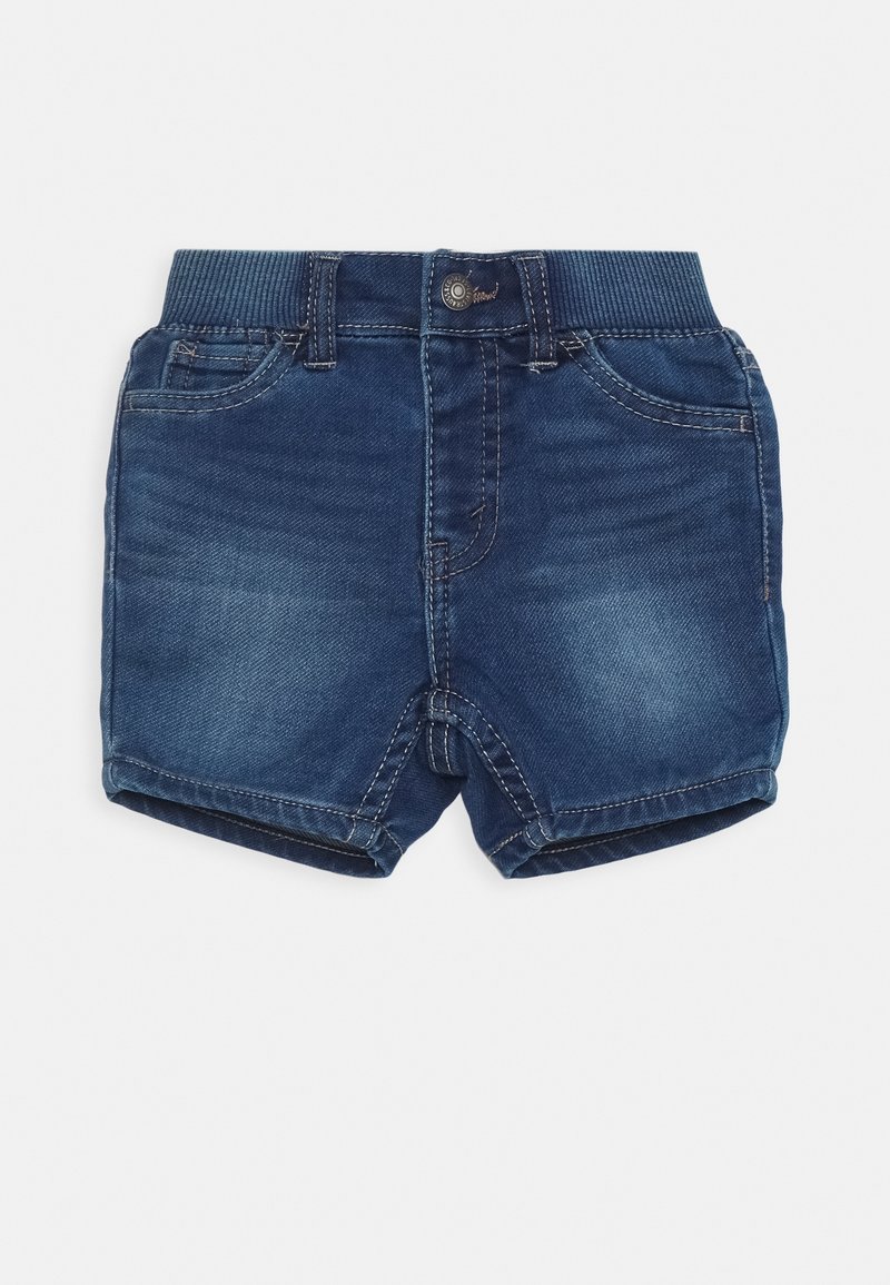 Shorts en denim bleu foncé pour tout-petit avec une ceinture élastique côtelée, des poches avant, des passants pour ceinture et une fermeture à bouton à l'avant, posés à plat sur un fond blanc.