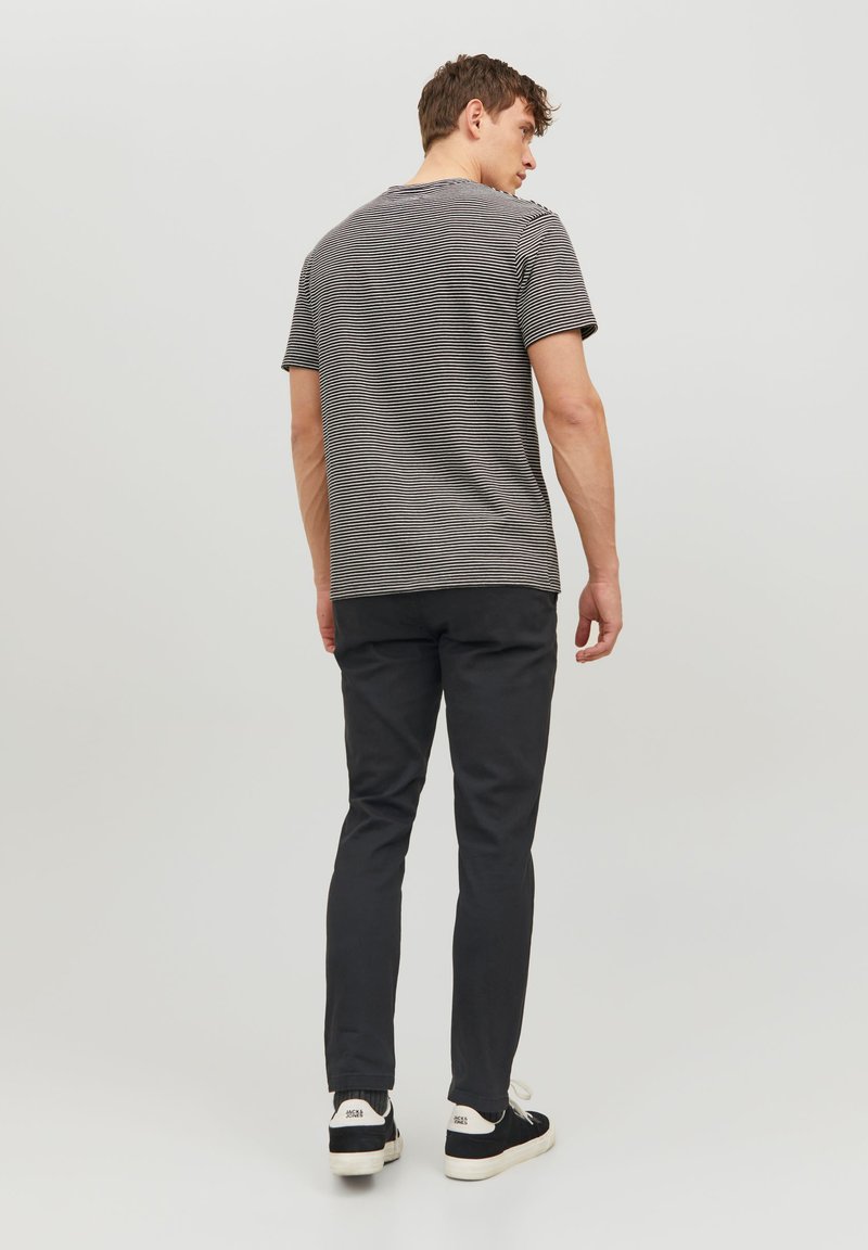 JACK & JONES Chinese Marco Fury AKM voor mannen, Drizzle, 33W/32L