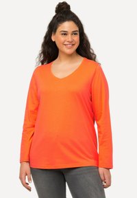 Ulla Popken LANGARM BASIC & V-AUSSCHNITT - Svetr - orange