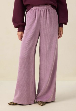 MIT HOHER TAILLE - Trousers - flieder