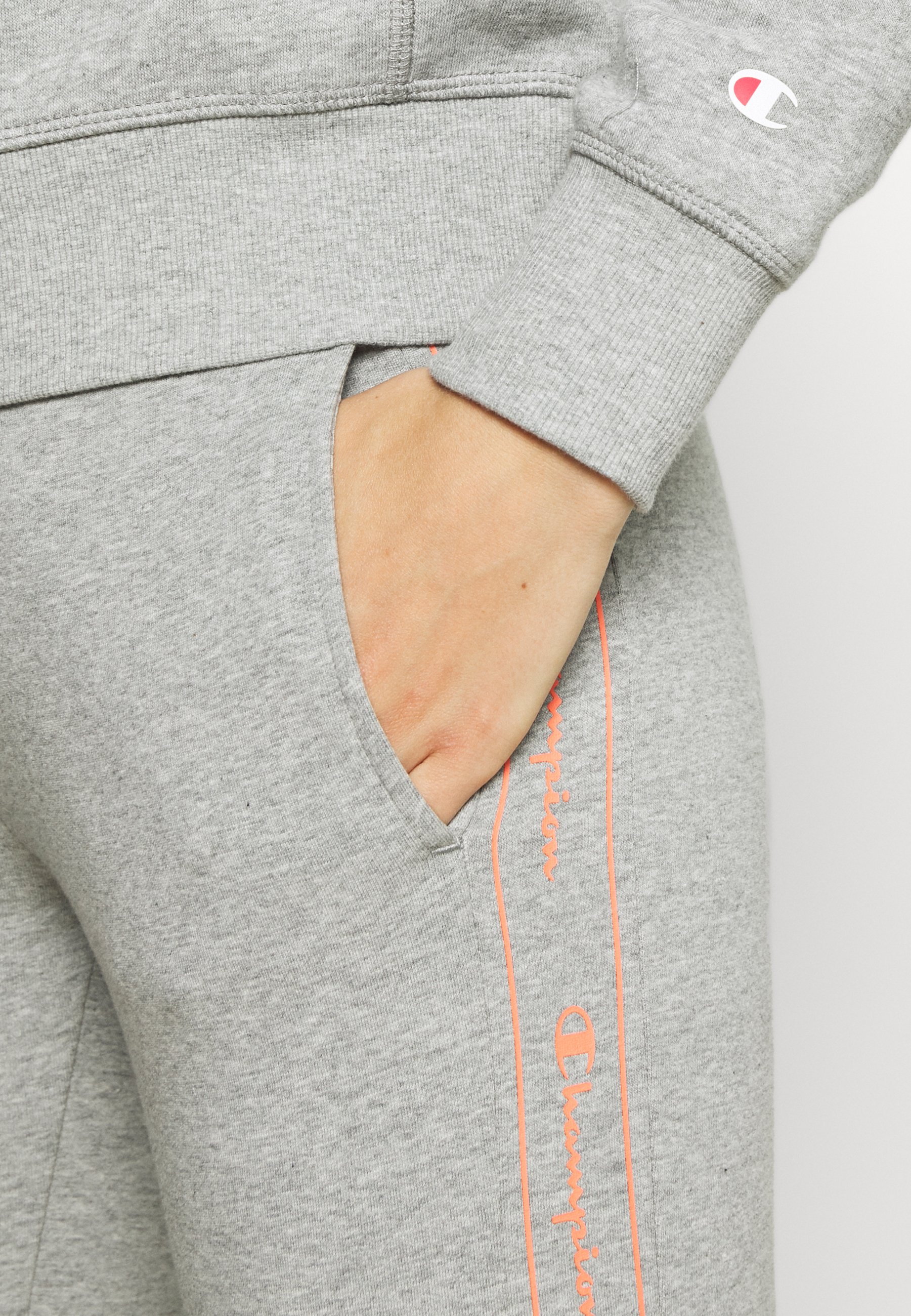 Damen CUFF TAPING PANTS - Jogginghose Damen CUFF TAPING PANTS - Jogginghose
