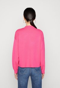 YAS Stickad tröja - purple