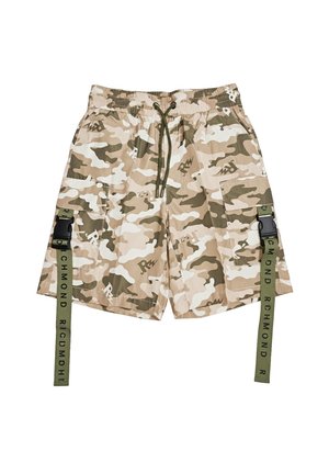 Pantaloncini cargo mimetici con cintura elastica, coulisse, tasche laterali con patta, fibbie nere e cinturini verdi con la scritta "RICHMOND".