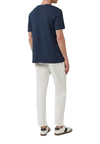 s.Oliver Trousers - weiß