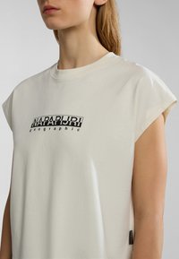 Napapijri - T-shirt z nadrukiem