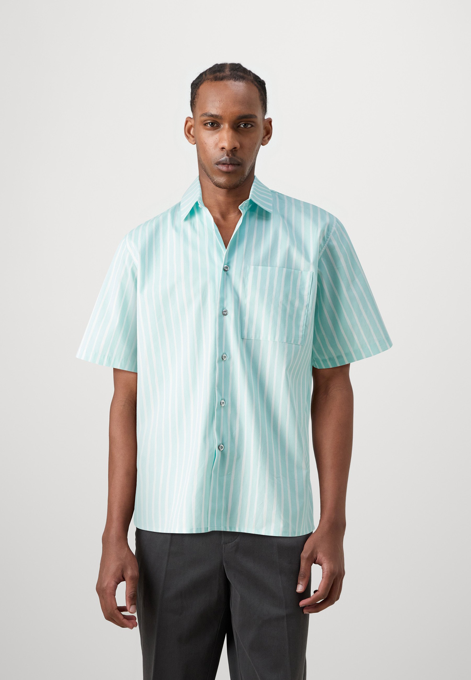 Marimekko JOKAPOIKA UNISEX Vapaa ajan Kauluspaita Light Blue white Marimekko JOKAPOIKA UNISEX Vapaa ajan Kauluspaita Light Blue white