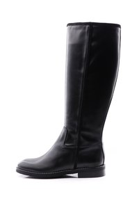 Bottes en cuir noir jusqu'au genou avec une finition lisse, un bout rond et des surpiqûres discrètes sur les panneaux latéraux ; avec un talon plat et sans matériel visible.