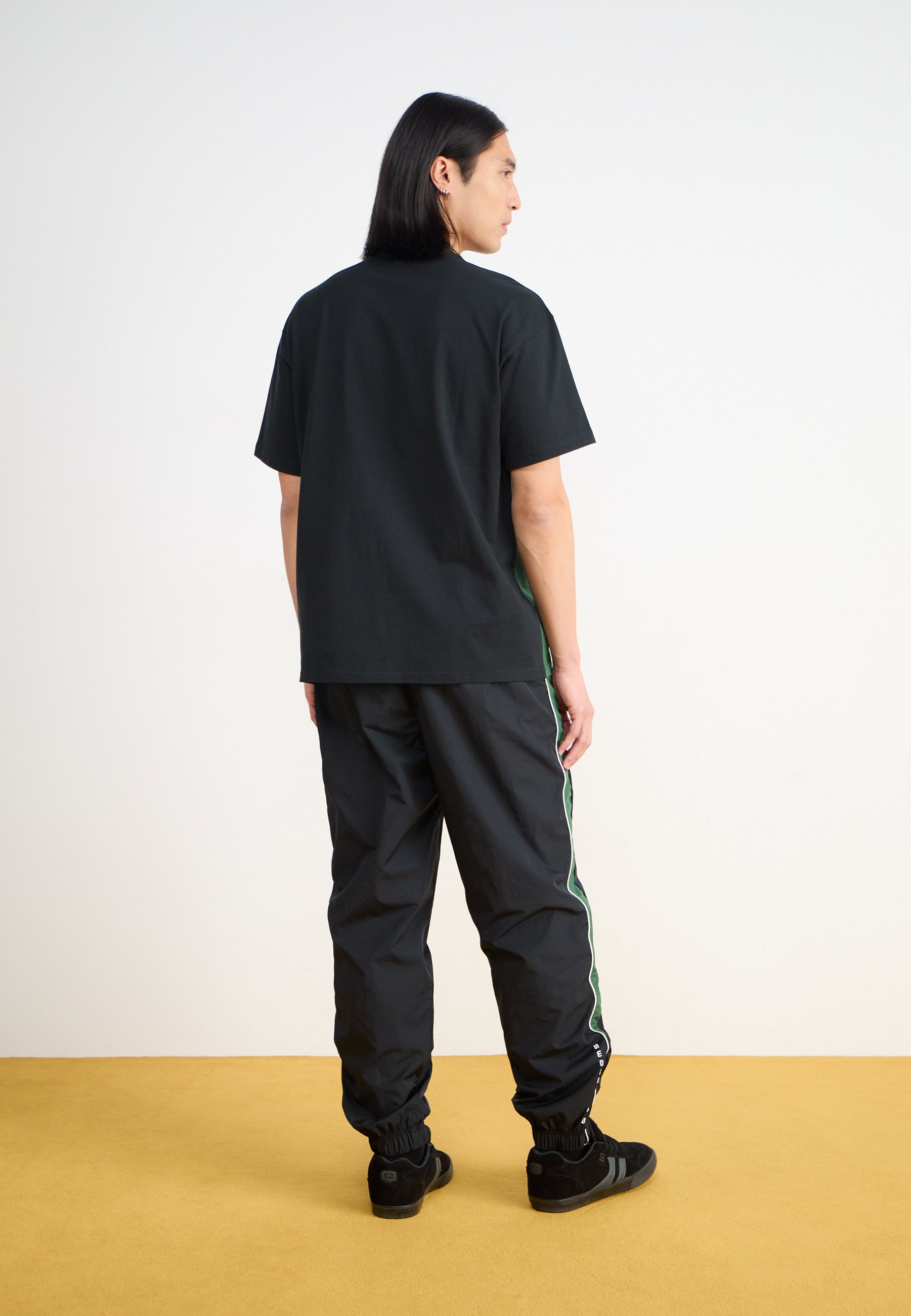 nike air skinny tracksuit in black