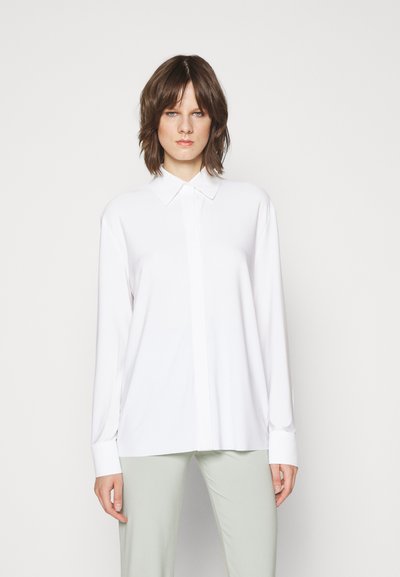 Norma Kamali COLLAR STAND - Button-down blouse - snow white