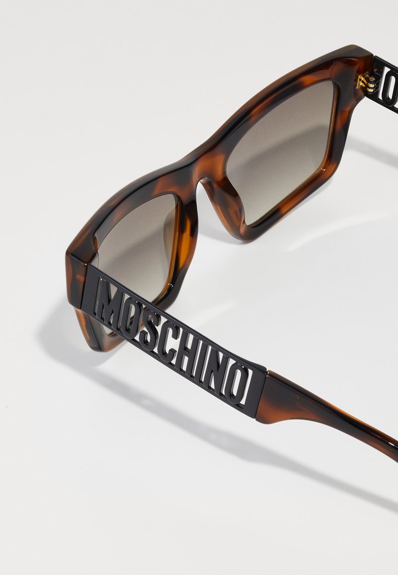 NWT Moschino Tortoiseshell Frame Sunglasses with Brown Lenses Moschino | Accessories | Moschino M3573s 9433 Tortoise  main image 4