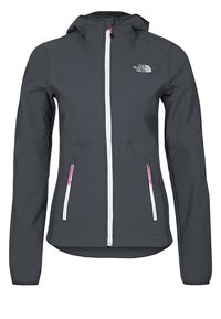 Graue Softshelljacke mit einem weißen Reißverschluss und pinken Akzenten, ausgestattet mit zwei seitlichen Reißverschlusstaschen und einer Kapuze. Dehnbares, leichtes Material.