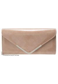 Béžová laková klopu se stříbrným V-šroubovým uzávěrem a jemným stříbrným řetízkem připevněným.