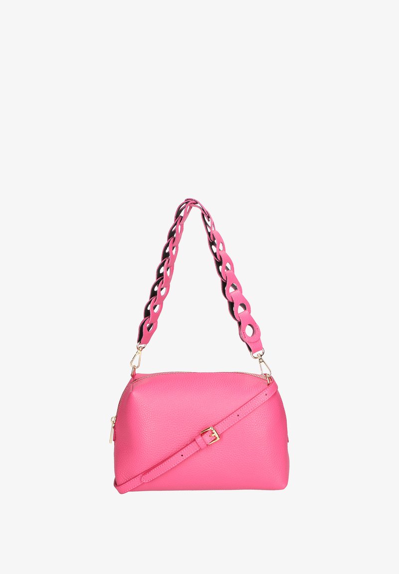 Borsa a tracolla in pelle rosa con finitura texurizzata, caratterizzata da una tracolla a catena unica in rosa e nero. Dotata di chiusura con zip.