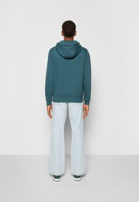 Tommy Hilfiger LOGO HOODY - Sweatshirt com capuz - mercury marine