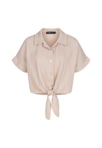 Camicetta corta di un rosa chiaro con maniche corte, chiusura a bottoni frontale e orlo annodato. Tessuto texture con una leggera lucentezza e colletto classico.