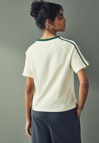 Next - T-shirt z nadrukiem