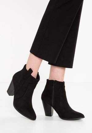 Ankle boot