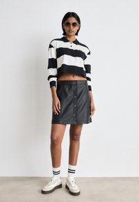 DKNY FASHION STRIPE LONG SLEEVES - T-shirt à manches longues - multi black/ white