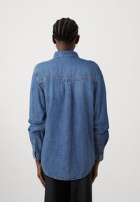 ONLY ONLSEVIGNY - Gombos blúz - dark blue denim