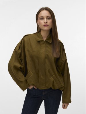 Vero Moda HAZEL OVERSIZED - Veste en similicuir - military olive