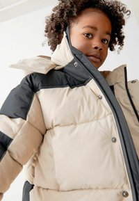 Clarks REGULAR FIT - Zimska jakna - stone