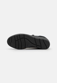Geox Matalavartiset tennarit - black