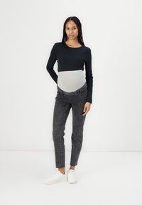 MAMALICIOUS MLOSAKA - Calças de ganga justas - grey denim
