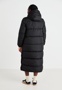 Vero Moda Curve VMCKLEA LONG COAT Abrigo de invierno