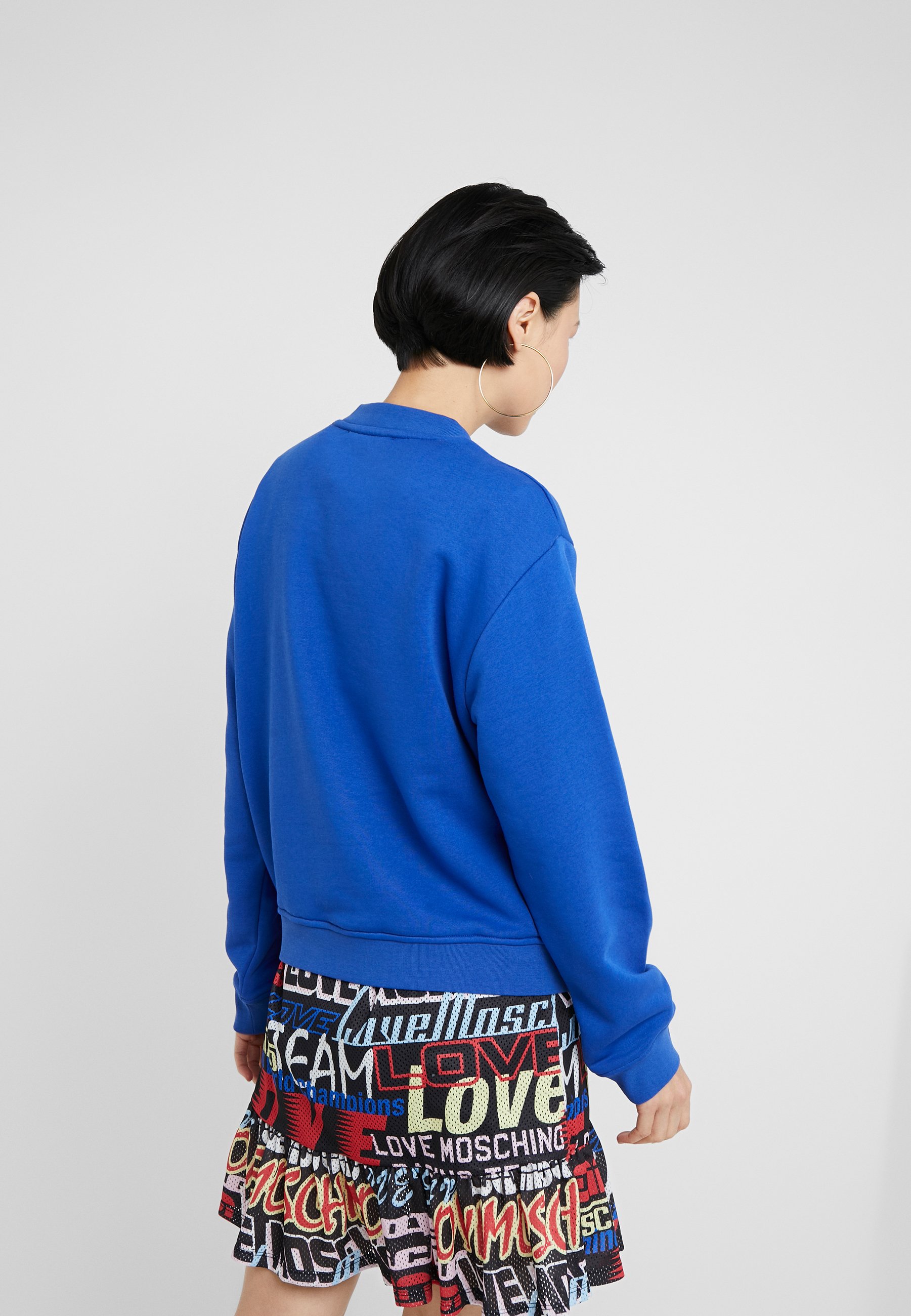 Love Moschino Sweater blueBlauw Zalando.nl Love Moschino Sweater blueBlauw Zalando.nl