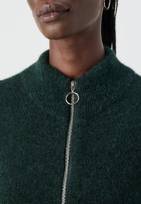 Vero Moda Tall Cardigan - dark green
