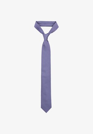 Fioletowy krawat z geometrycznym wzorem składającym się z małych kształtów. Materiał ma gładką teksturę, wąski kształt i spiczaste końce.