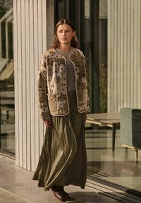 Next REGULAR FIT  - Giacca da mezza stagione - paisley ecru yellow print