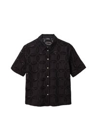 Chemise noire à manches courtes avec un bouton sur le devant, présentant un motif floral découpé et une texture lisse.