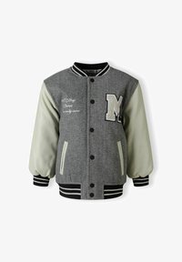 Kijelölve, grey/cream